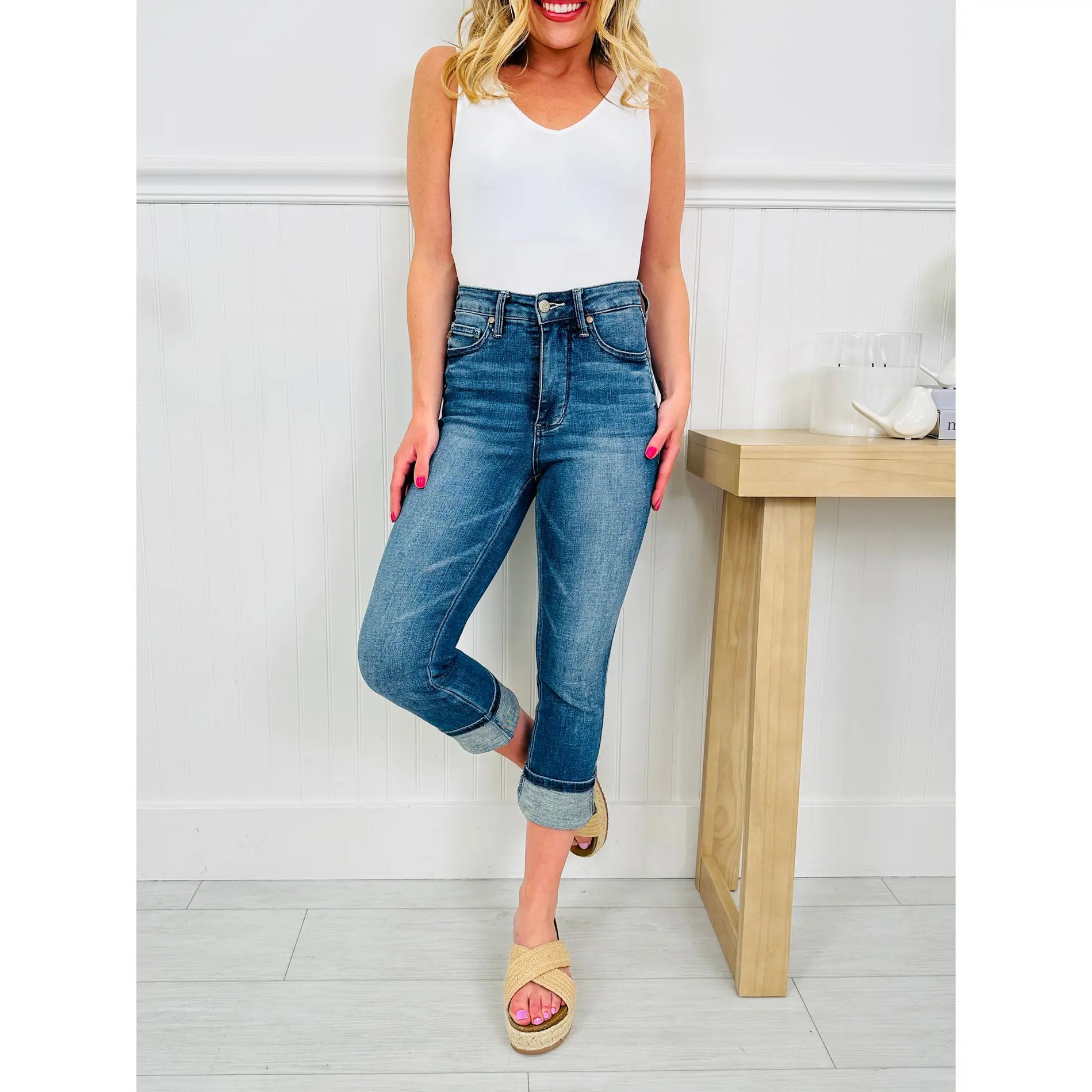 Judy Blue Glow Up Tummy Control and Butt Lifting Capris