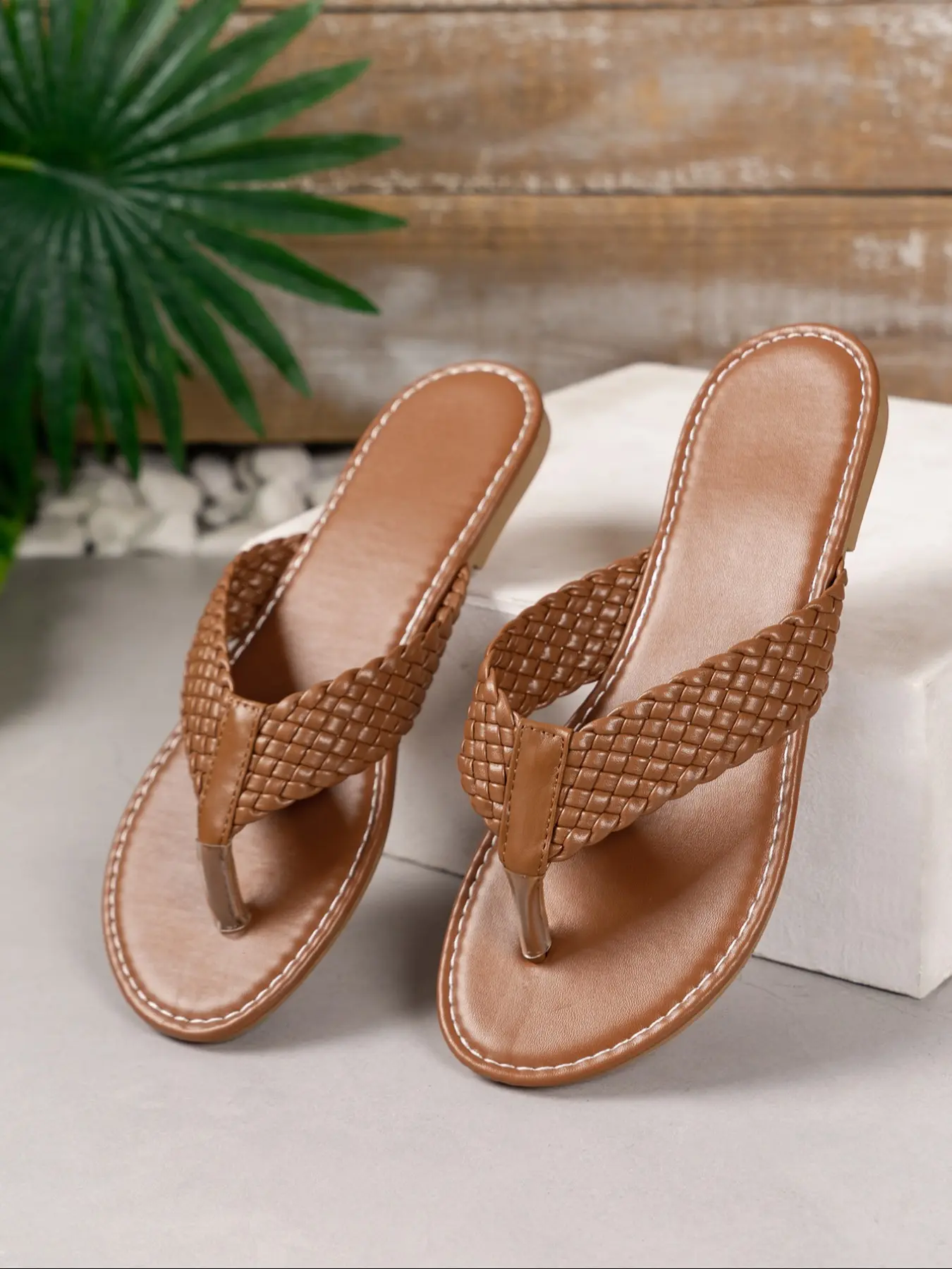 Women's Flat Sandal Weave Fashion Simple Versatile Outdoor New Women's Toe-Open Beach Slippers, PU Leather, Rubber Sole, Casual Style, Boho Casual Sandals, Braided Strap Sandals, Flat Summer Sandals
