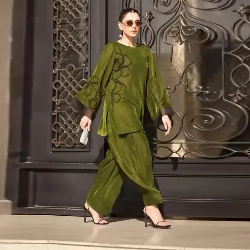 Women's 2-Piece Elegant Modest Muslim Set - Collared Neck Blouse, Wide Leg Pants, Floral Outfits for Ramadan, 2026 Morocco Dubai Islamic Ensemble