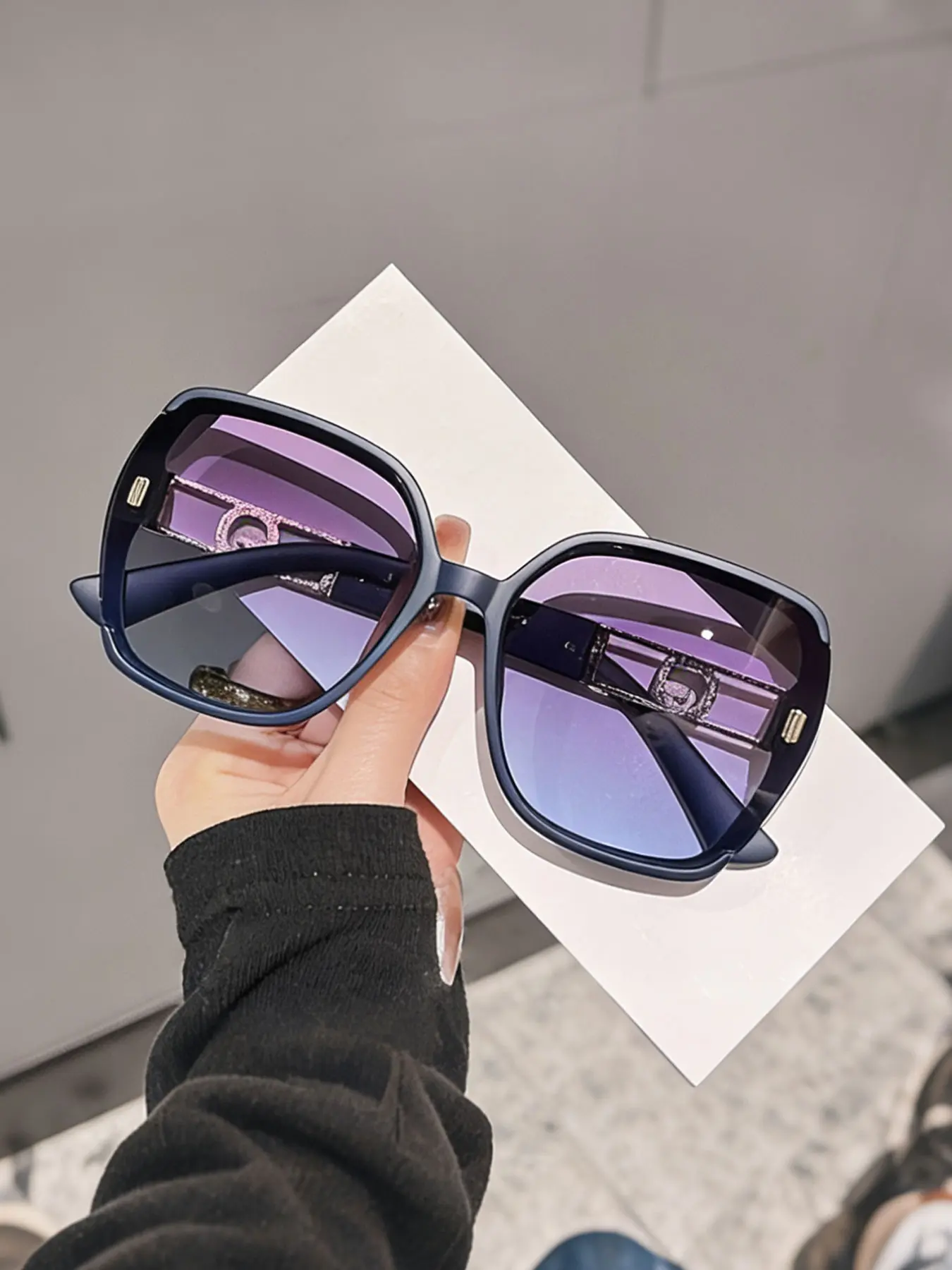 Fashionable trend multi-purpose large-frame hollow-out temple anti-ultraviolet sunglasses for daily use Anti Uv Glasses