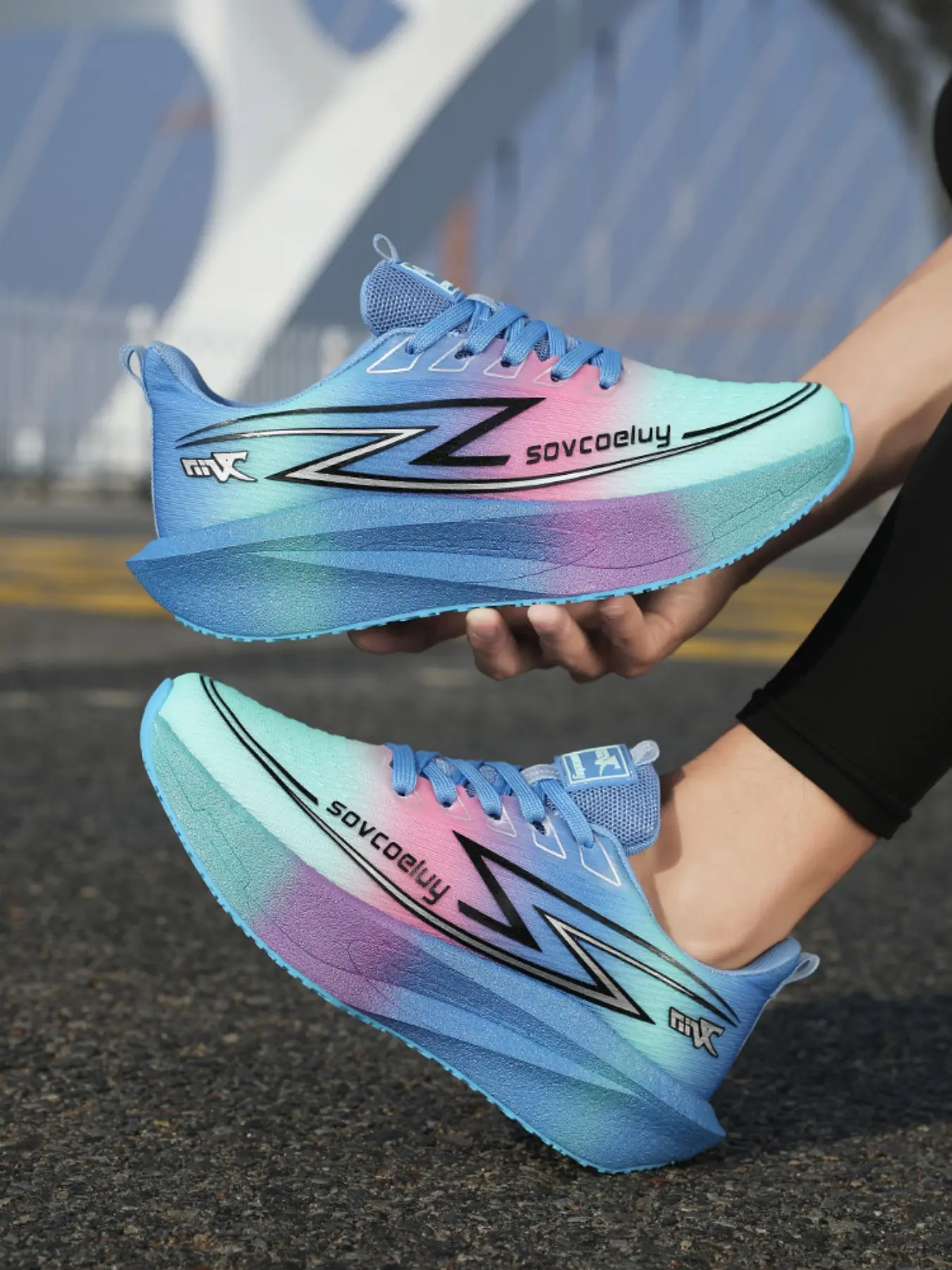 Unisex Lightweight Running Sneakers, Athletic Running Shoes, Carbon Fiber Technology, Breathable Design, Anti-Slip Sole, Ideal for Marathons & Fitness Training
