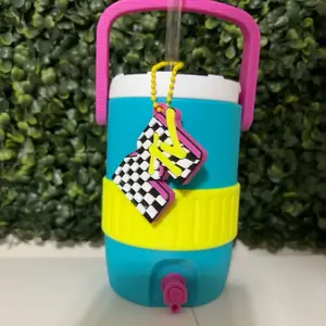 3D Printed 90s Retro Can Cooler - Viral Design That’s Highly Requested