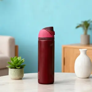Owala Freesip 32oz Black Cherry Insulated Water Bottle Leakproof Straw Bottle, BPA-Free, Beach & Outdoor Sports Bottle