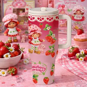 1 Pc 40 oz Stainless Steel Tumbler with Handle, Strawberry Floral Vintage Illustration Print Vacuum Insulated Travel Cup with Lid, Keep Hot 12H/Ice Drinks 24H, Large Capacity Reusable Drinking Cup for Car, Office, Home, Daily Use, Cute Aesthetic Gift for