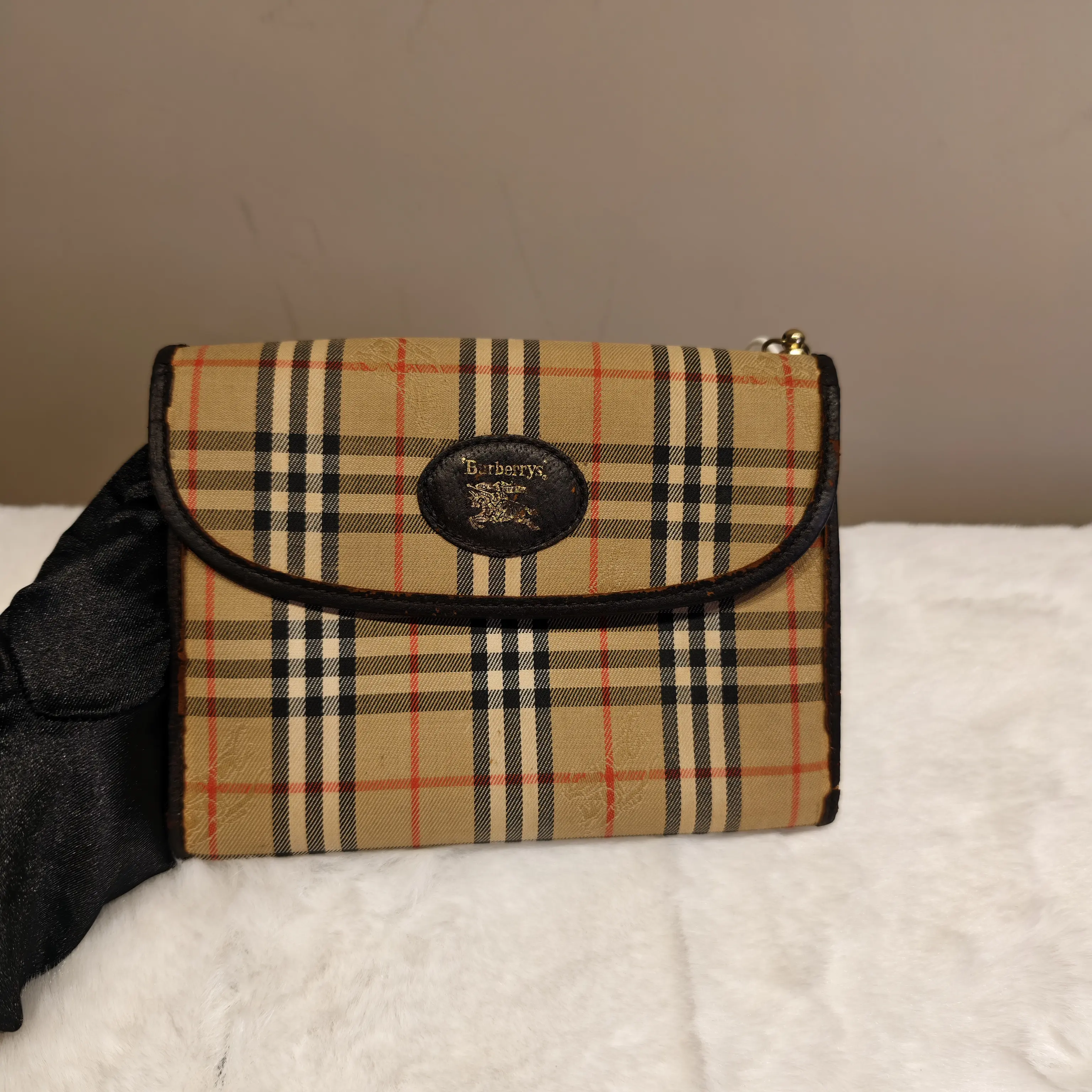 Pre-owned BURBERRY | Classic camel check compact wallet with Battle Horse logo a39
