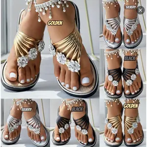 Women's rhinestone floral casual fashion flip flops, open toe flat sandals, summer beach slippers, indoor and outdoor Black Flipflop