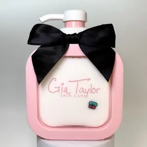 Rich Mature Cherry Almond Scented Lotion // Thick Formula Creamy and Rich Body and Hand Lotion // Vegan and Cruelty Free Lotion // Handmade Lotion // Hydrating Lotion // Cute Girly Bow Lotion