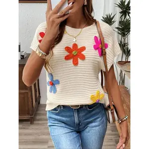 Women’s floral-decorated round-neck sweater, casual short-sleeved jumper for everyday wear, all-season women’s knitwear GARMENTARY