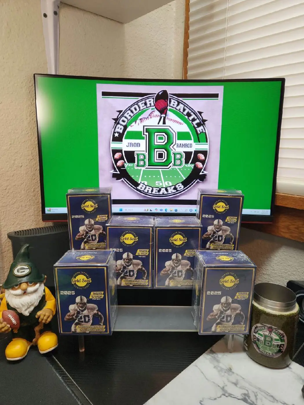 Break 514 - 2025 Gold Seal Case Football Blaster Box Break