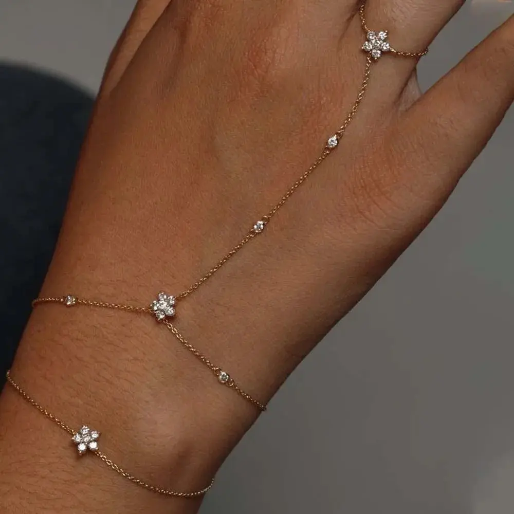 Hot Flower Linked Finger Bracelet, Rhinestone Back Hand Chain, Ring & Bracelet 2-in-1 Design, Sweet Niche Style, Versatile Fashion Hand Jewelry for Women
