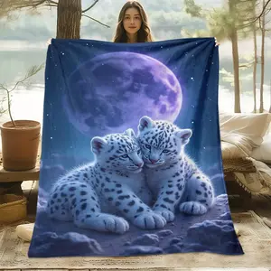 1 Pcs Comfortable Snow Leopard Moonlit Night Digital Printed Flannel Blanket,100% Polyester Fiber For Comfort,Breathability,Warm,Comfortable Sofa Blanket, Suitable For All Year Round!The Perfect Gift For Family,Friends