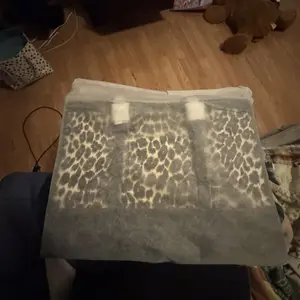 LOVEVOOK Laptop Tote Bag with Clutch Purse, Canvas Computer Bag Office Briefcase, Casual Handbag for Travel, Crossbody for College, Teacher, School SpringStatements