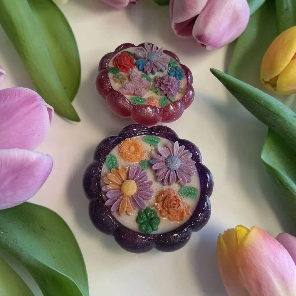Homemade Fragrance Resin Bowl with Aroma Base Candle & Unique Flower Embeds - Mother's Day Gift, Home Decoration Supply