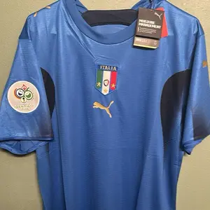 Puma Italy 2006 World Cup Winners Jersey XL Blue Football Shirt with ITALIA Logo and Moisture Management Technology