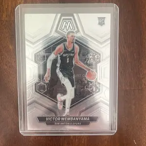 Victor Wembanyama 2023-24 Panini Mosaic Rookie Card, #238, San Antonio Spurs RC Collectible
