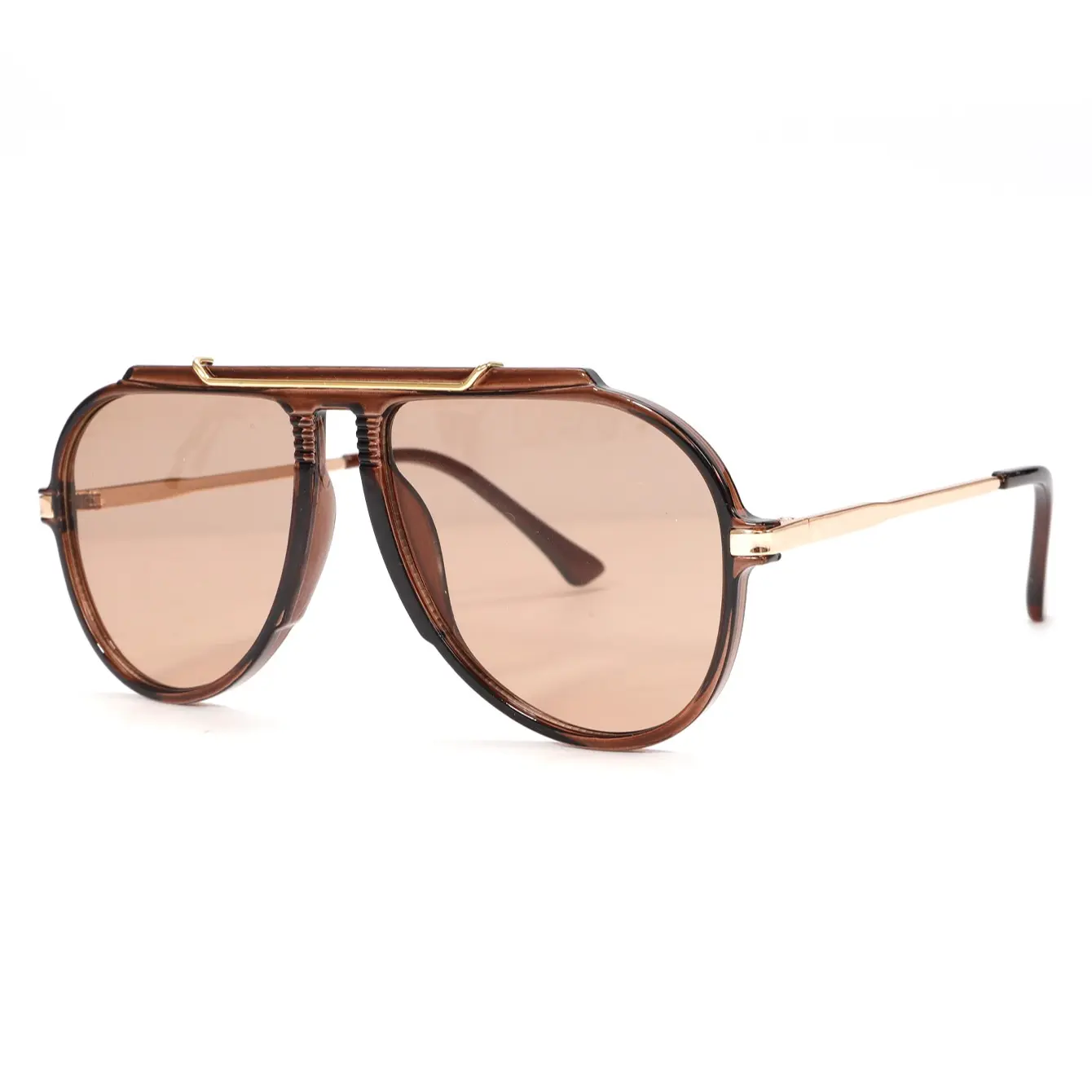 The tea leaves in the deep tea frame are shallow