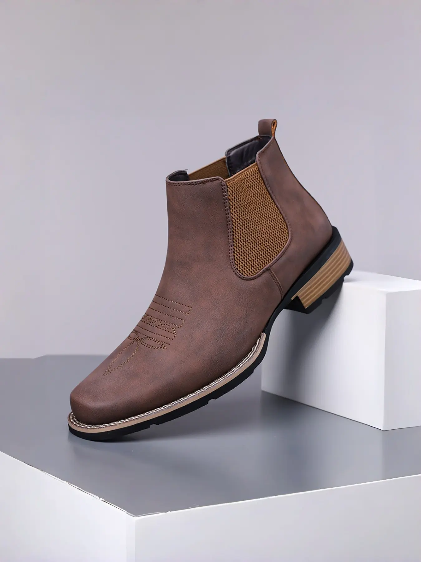 Men Low Heeled Bare Boots With PU Embroidery Pattern Design Square Toe Classic  Comfortable Men Western Cowboy Boots Rubber Closed Footwear Western Inspired Boots