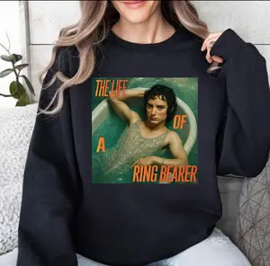 The Life Of A Ring Bearer LOTR Funny T-Shirt, Middle Earth Frodo Vintage Sweatshirt