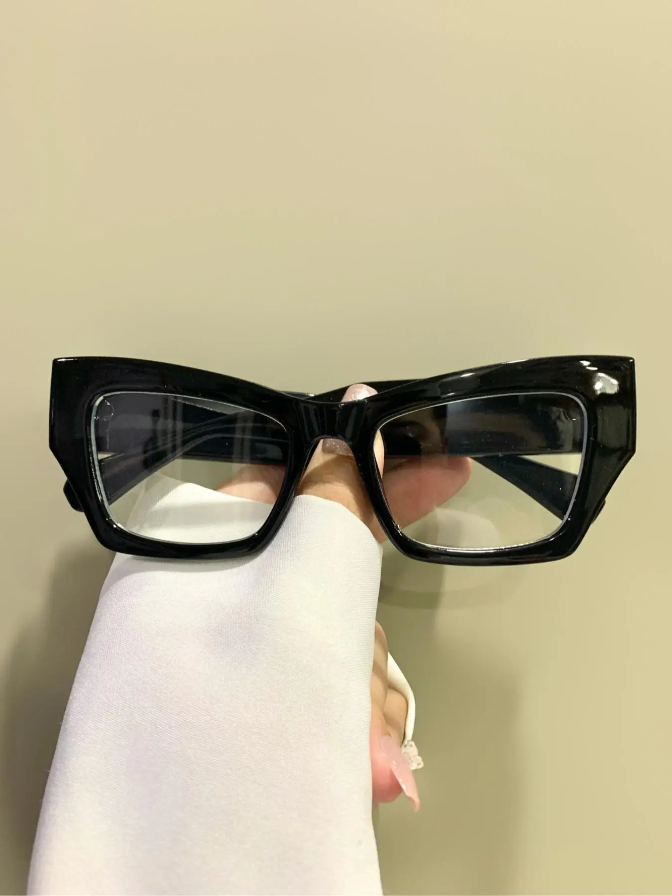 Trendy Cat Eye Frame Eyeglasses, Vintage Fashion Eyeglasses for Women & Men, Fashion Eyeglasses for Work, Daily Clothing Decor, Perfect for Student Daily Use, Classic Fashion Glasses, Trendy Casual Frames, Stylish Glasses, Stylish Trendy Eyewear