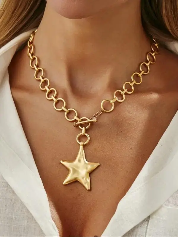Chunky Gold Star Pendant Necklace for Women, Statement Circle Link Chain with Toggle Clasp, Casual Daily Jewelry with Gift Box, Chunky Circle Link, Female, Gold（With Gift Box）, No