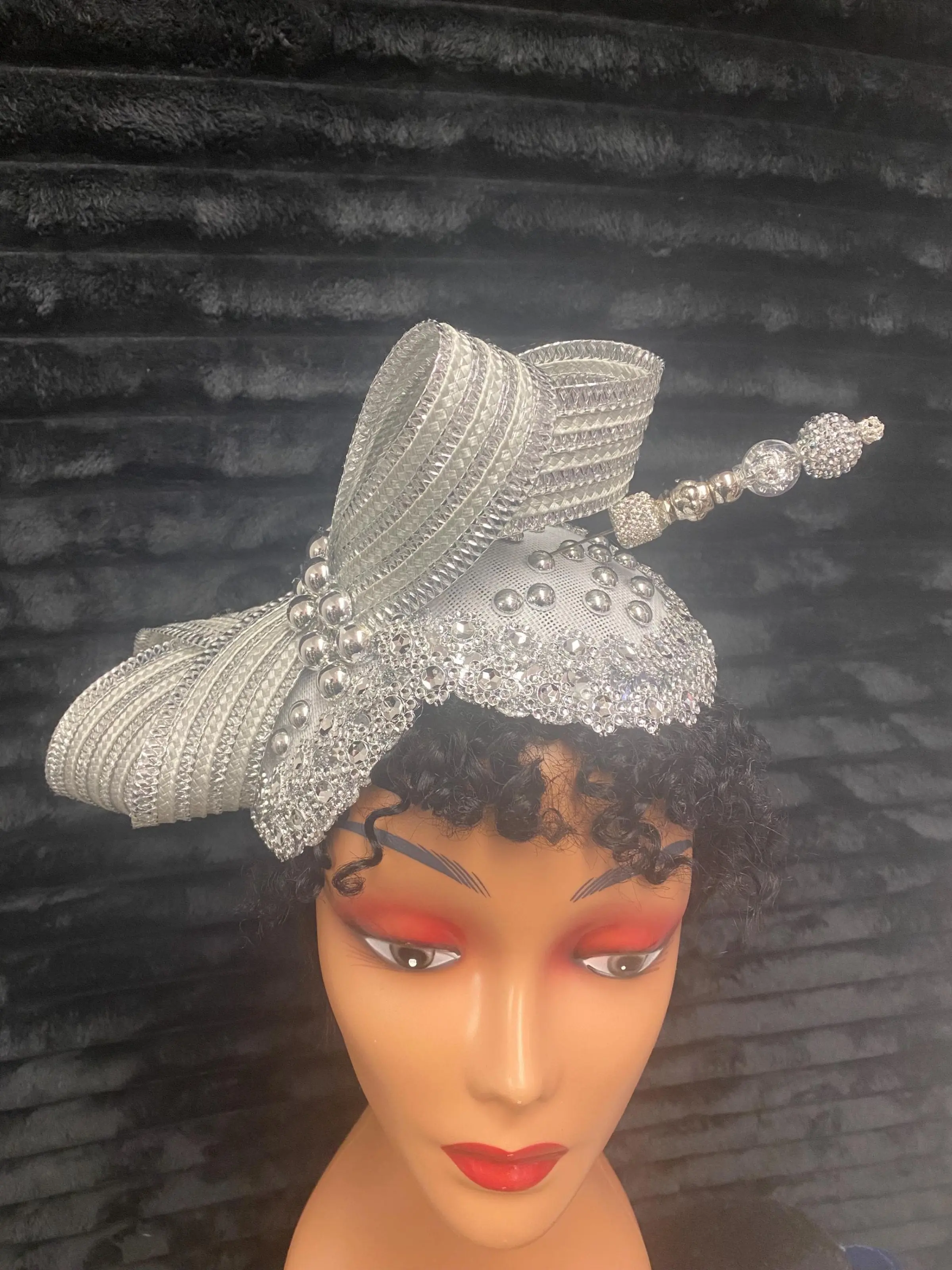 Elegant silver and white Church Hat – Wide Brim Women’s Dress Hat for Weddings, Tea Party, Derby, Formal Events