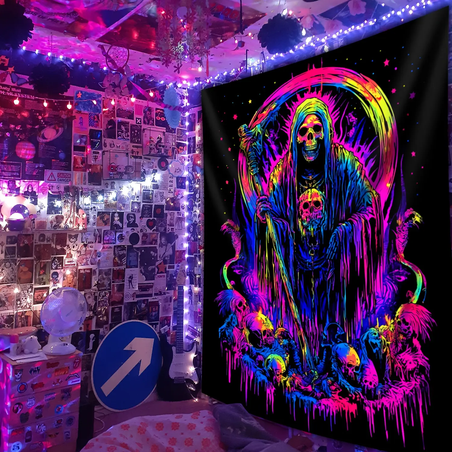 Glow in the Dark Grim Reaper Skull Tapestry, Fantasy Themed Polyester Wall Hanging, Indoor Portrait Orientation Woven Decor for Living Room, Dorm - No Electricity or Battery Needed 60X40 Decoration Colorful Gift