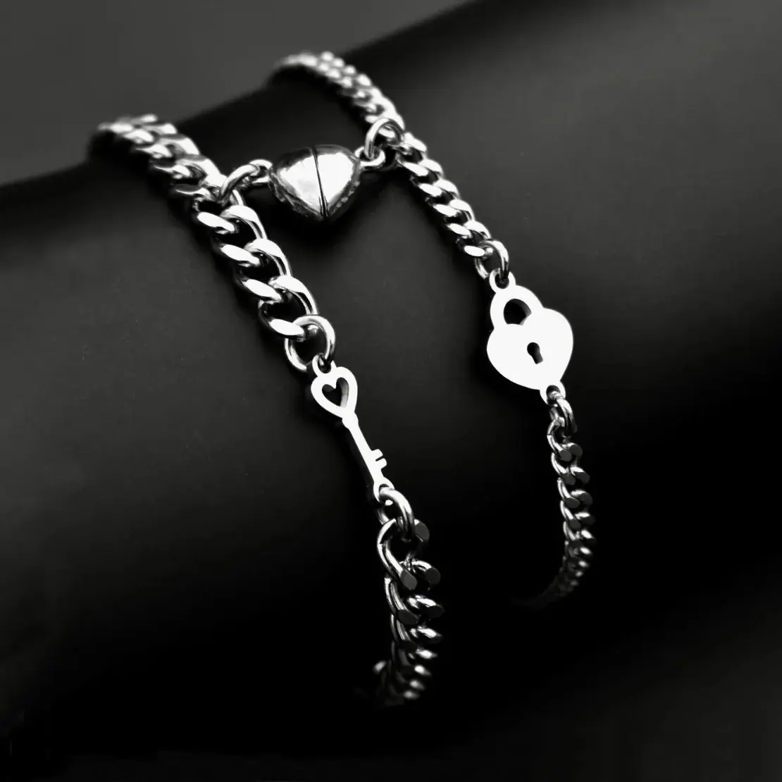 PeregrinaX Magnetic Heart Couple Bracelets with Key and Lock, Gift for Lovers