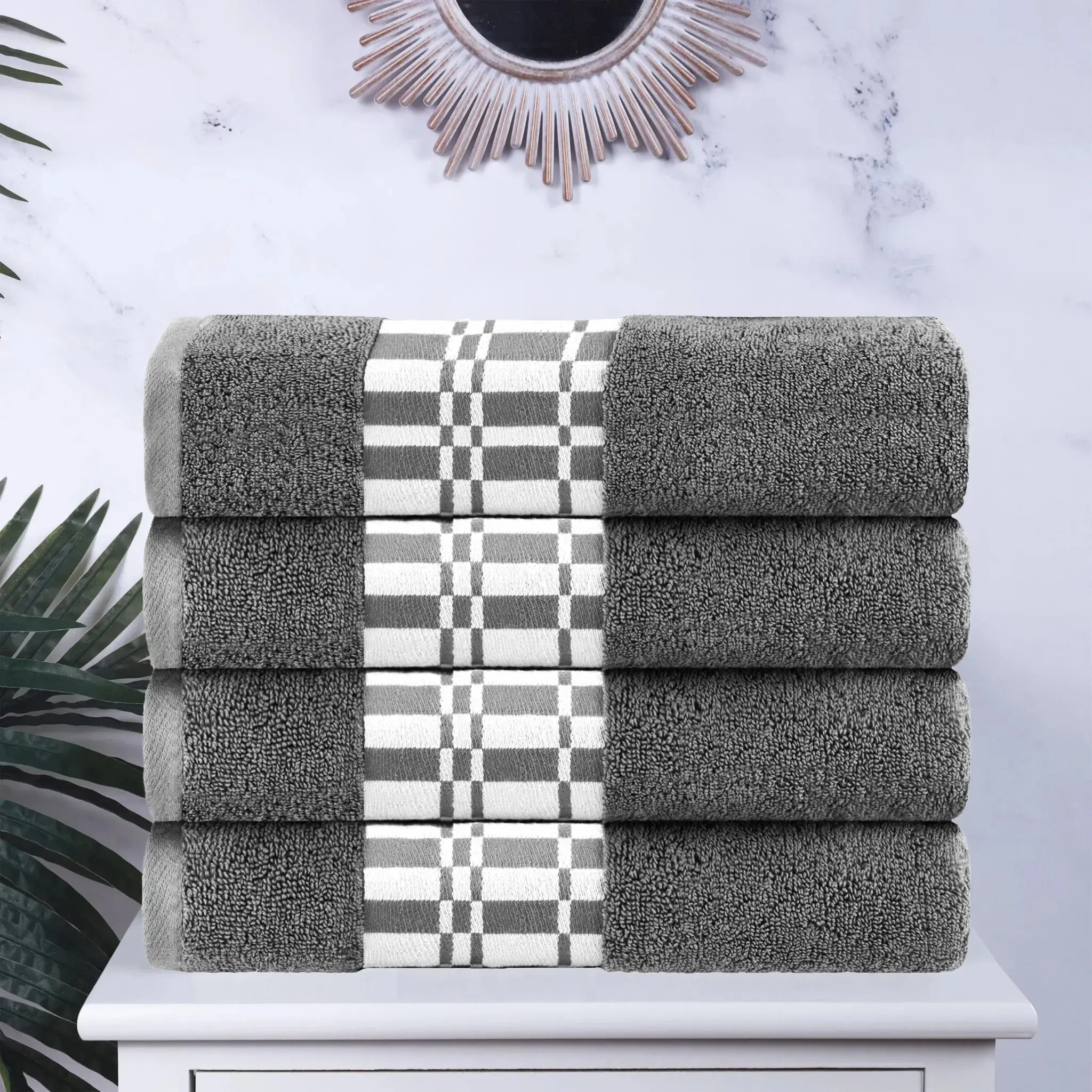 Superior Larissa Cotton Geometric Border Bath Towel Set of 4