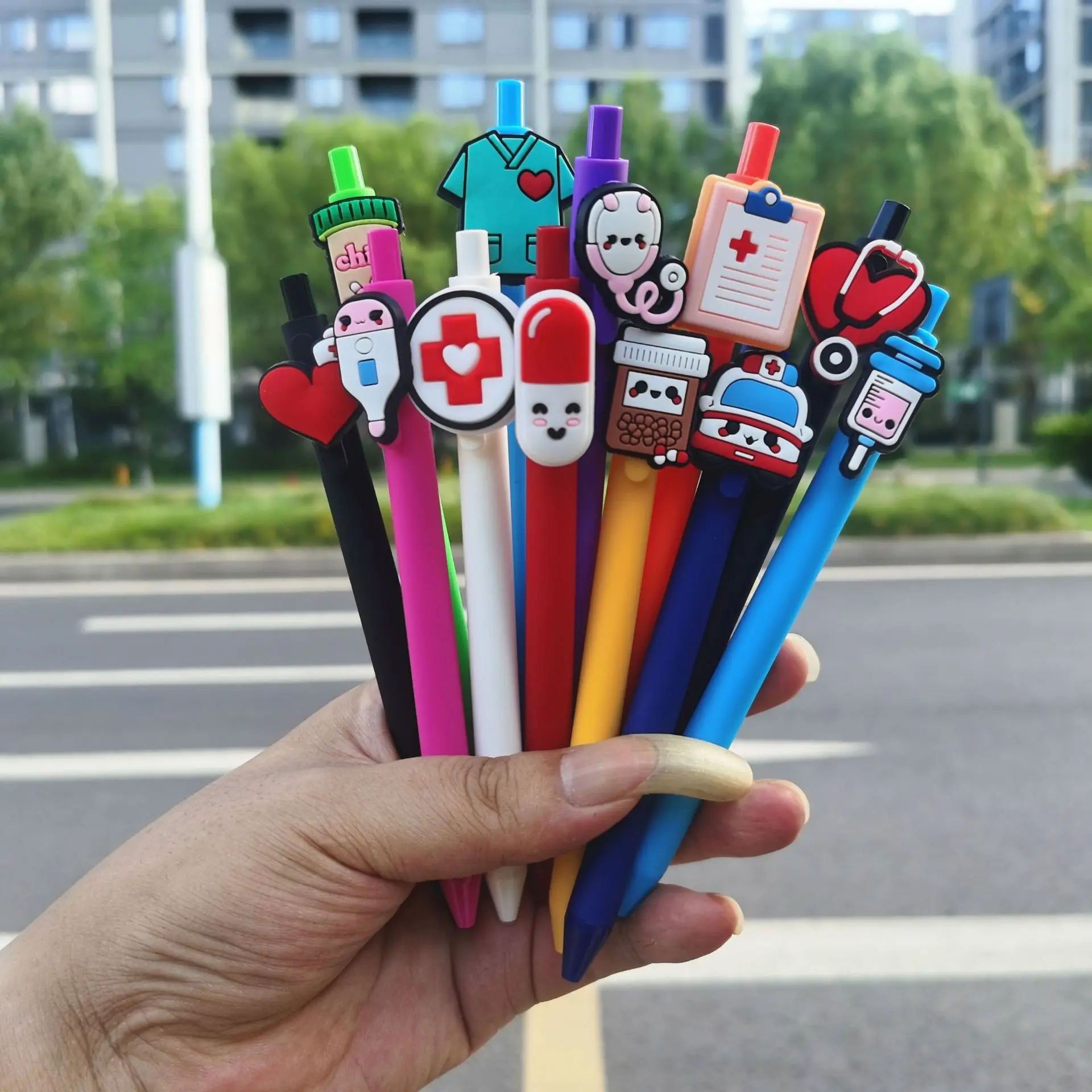 6/12pcs Medical Pens Set, Medical Doctor Pens - Blue-Green Series, Medical Themed Pens, Retractable Ballpoint Pen Kit with Heart & Stethoscope Designs, Quick-Dry Ink, Ideal for Nurses & Doctors, Perfect Festival Gift, Doctor Gifts, Stationery