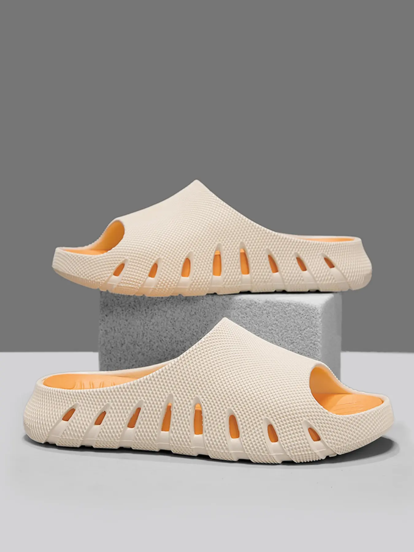 Trendy Sports-Inspired Basketball-Style Slippers, Ideal for Indoor & Outdoor Use, Trendsetter Men's Footwear, Comfortable Eva Material