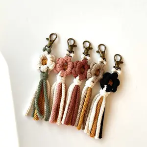 Daisy Mini Macrame Keychains