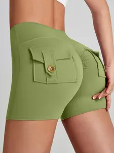 Wrinkled butt design cargo pocket yoga shorts — non-see-through slim fit fitness shorts — button detail cargo biker shorts — high-waisted tummy control butt-lifting sports shorts