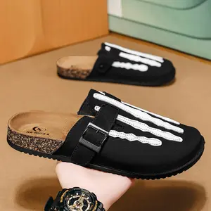 Women's Retro Mary Jane Flats in Black Leather, Comfortable Slip-On Clogs with a Stylish Round Toe for Casual Wear