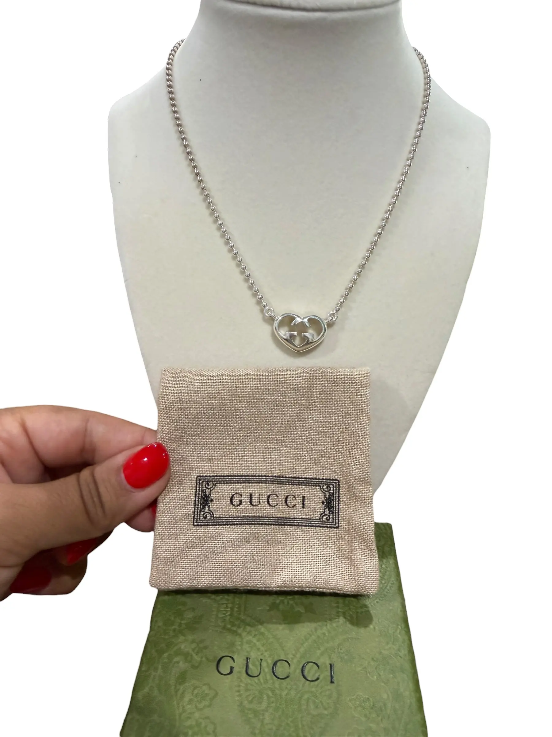 Pre-owned Gucci Interlocking GG Silver In Heart Necklace Full Set Perfect for Daily Use