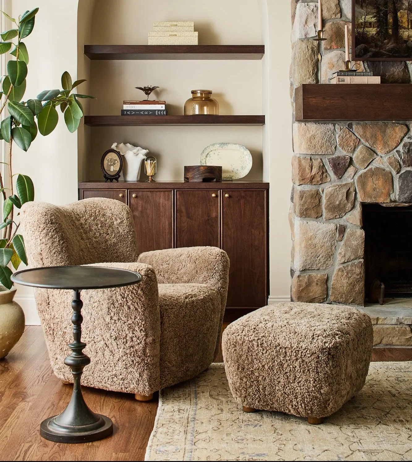 Theo Shearling Chair Theo Shearling Chair