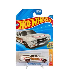Hot Wheels '70 Chevelle SS Wagon 1/64 Scale Diecast Car Model Collectible
