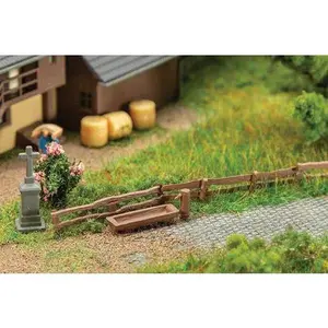 Faller N 272924 2 Wells and Wooden Fence