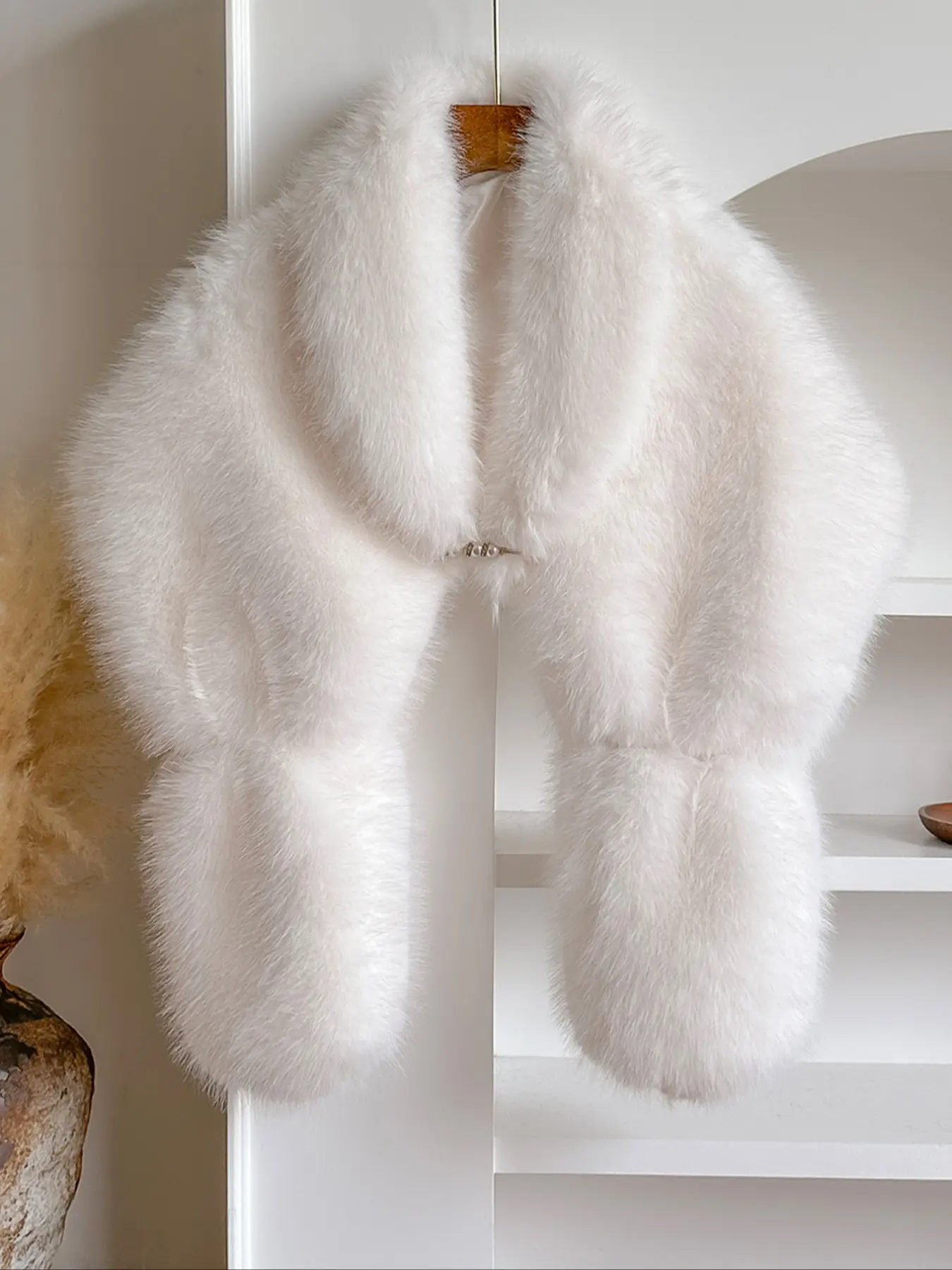 High-Quality Fox Fur Wedding Shawl, Formal Dress Party Holiday Scarf, Fluffy Soft Scarf, Elegant Fitted Wrap for Fall Winter, Women's Fashion Accessory
