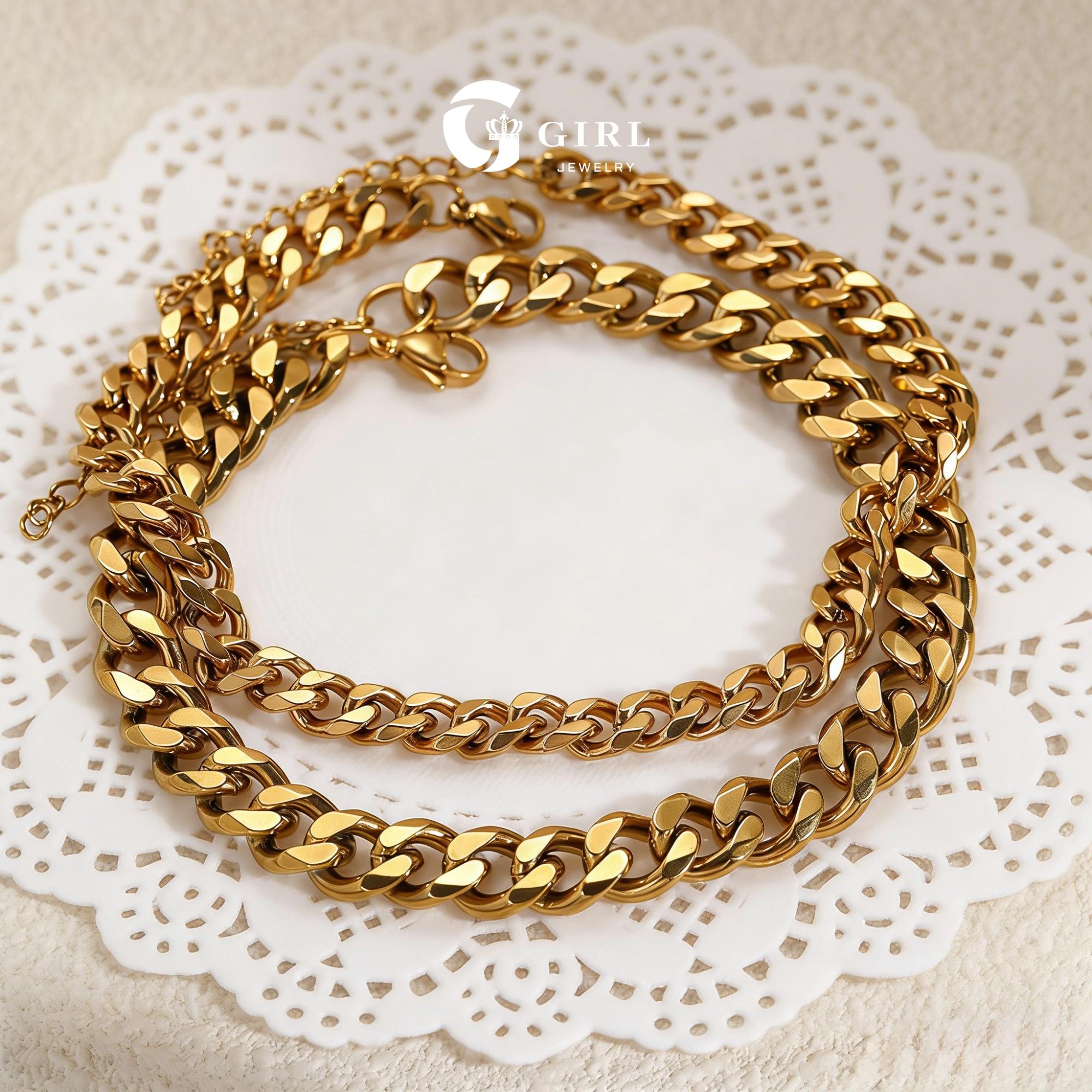 GGIRL 2Piece/Set Double-layer Chunky Cuban Link Chain Anklet for Women and Man Waterproof Adjustable Length Fashion Chic Foot Accessories For Party /Beach Stainless Steel Trendy Layered Anklet Summer Jewelry Set Gift