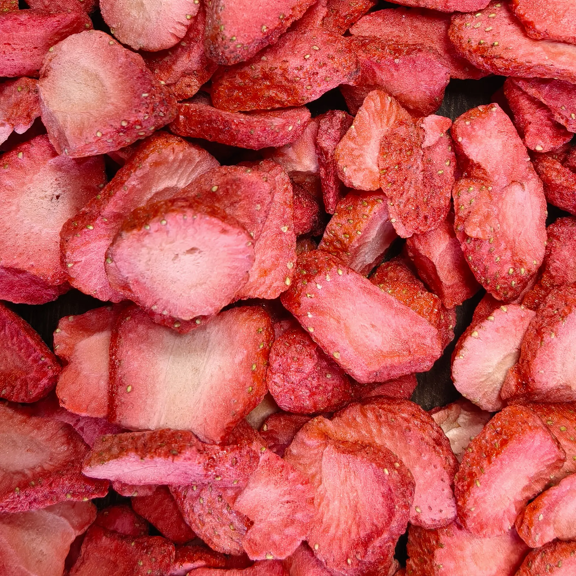 SNAFRE Freeze Dried Strawberry Slices 5.99 oz (170g) - 100% Real Fruit  Crispy Strawberry Slices for Baking Yogurt & Drinks