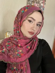 Fashion Floral Embroidered Hijab Scarf, Elegant Women's Headscarf Headwrap, Muslim Daily Wear Turban, Breathable Beach Long Shawl