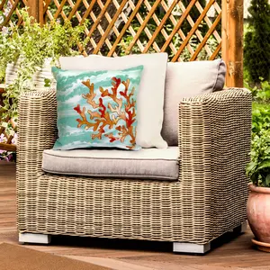 Lush Decor VISIONS III Indoor/Outdoor Handmade Pillow - Contemporary Graphic Coastal Fish Accent  (Coral Wave)