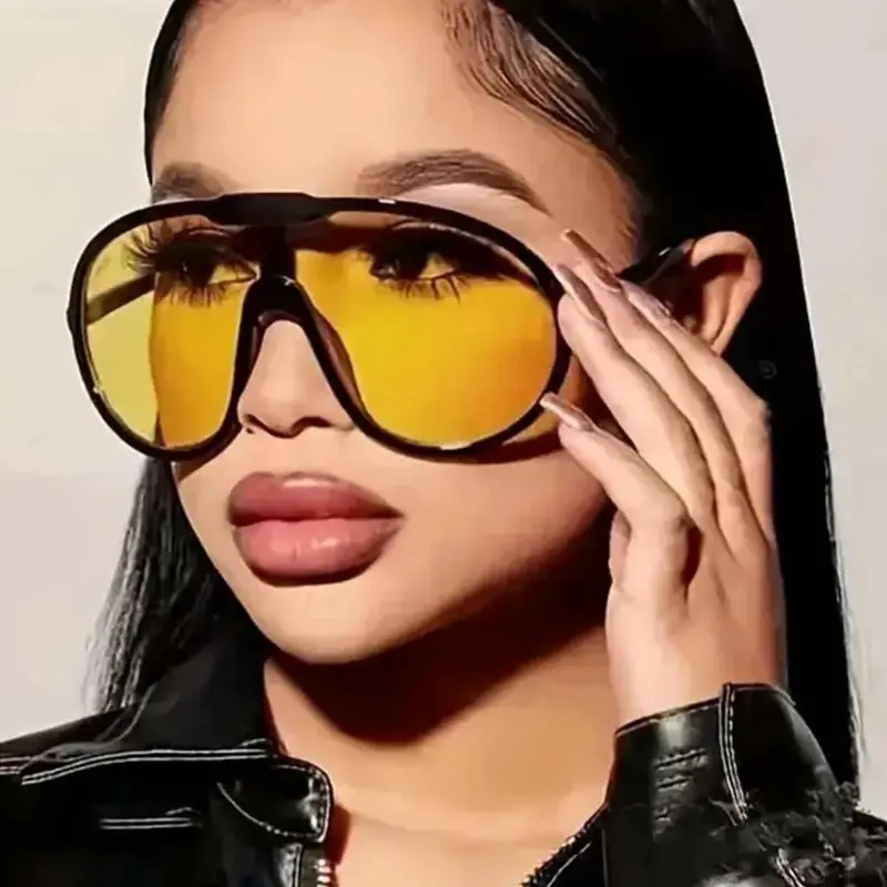 Women's Y2K Sunglasses, Trendy Vintage Sunglasses, Casual Sunglasses for Everyday Use, Fashion Accessories for Outdoor Activities, Trendy Styling Sunglasses, Summer Sunglasses, Street Style Sunglasses, Shades