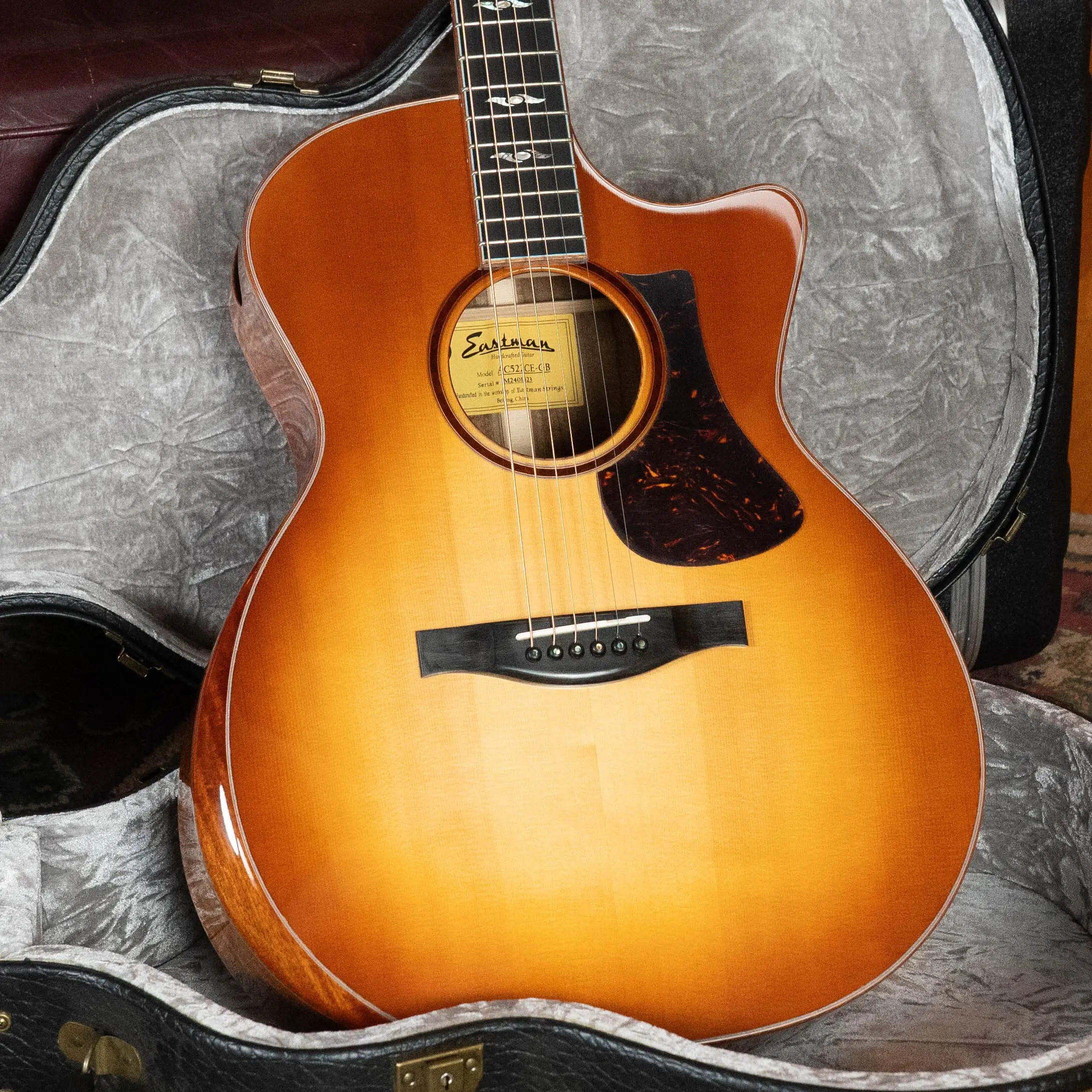 *Dread-Not Certified Used* Eastman AC522CE-GB European Spruce/Mahogany Goldburst Grand Auditorium Guitar w/LR Baggs Pickup #1423