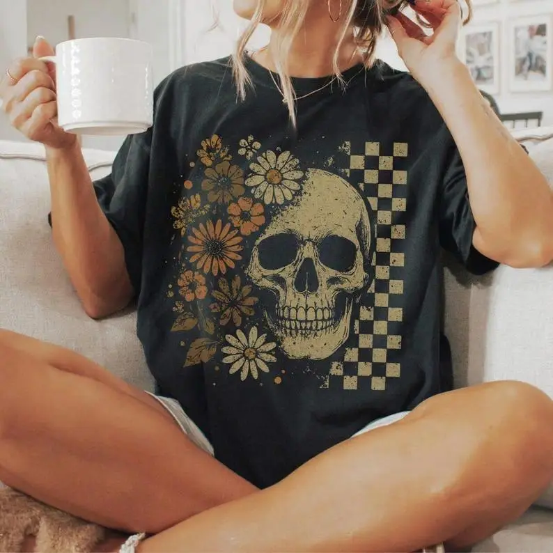 【100% cotton】 Boho Skull Graphic Tee, Vintage Tshirt, Retro Boho Summerween T-Shirt, Cute Spooky Halloween Tee, Spooky Summer T-Shirt
