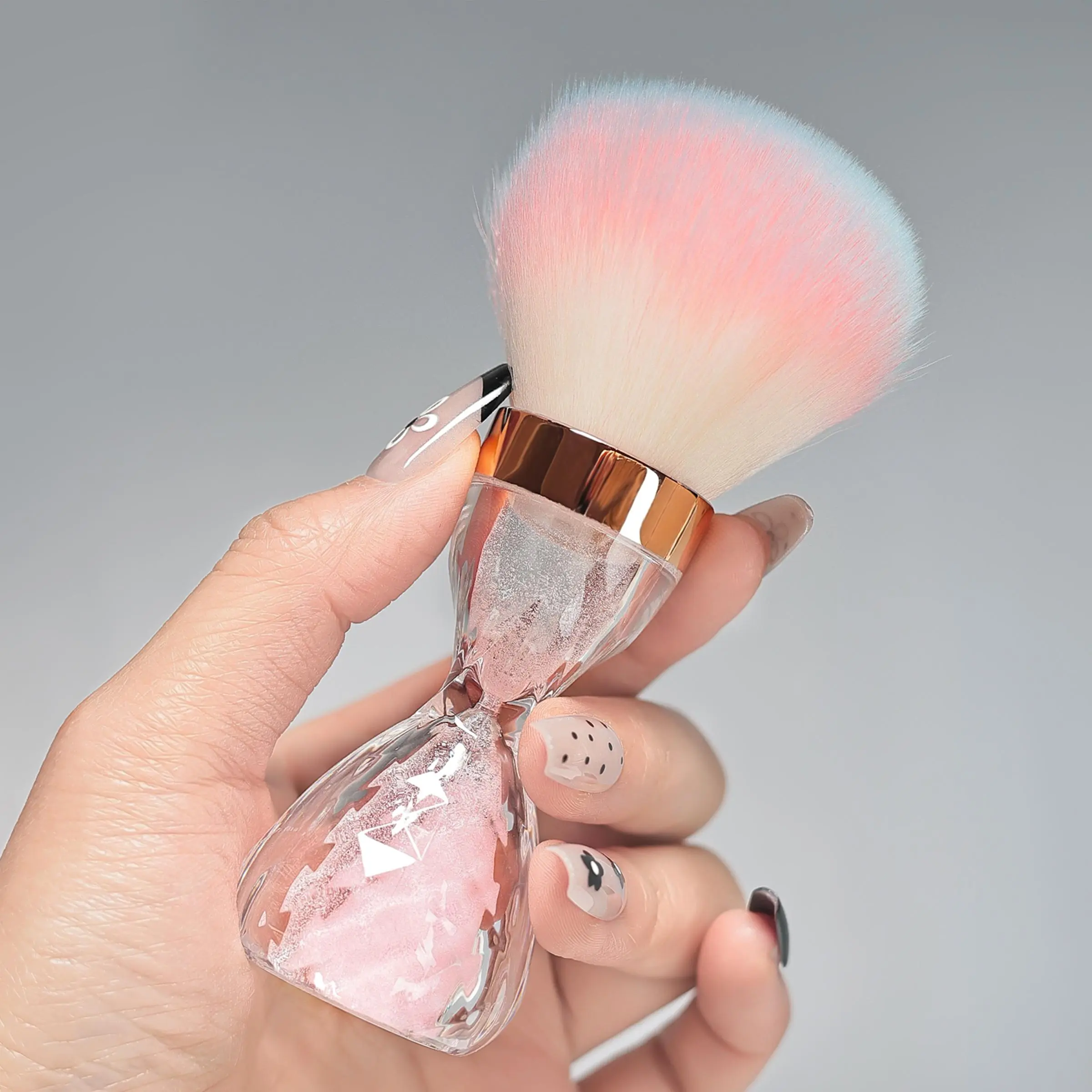 Nail art dust cleaning brush, Manicure, hourglass waist design with soft and fluffy paint, odorless for Gel Polish Removal & Dust Collection, Double Sided Nail Brush, Nail Tech Accessories, Nail Art Tools