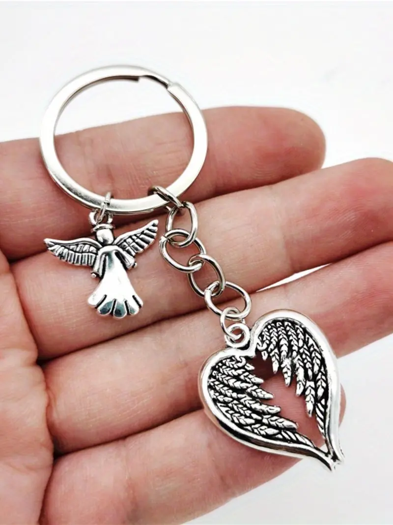 Guardian Angel Wings Design Keychain, Heart Shaped Alloy Key Chain Ring, Purse Bag Backpack Charm Jewelry Gift for Women & Men, Keychain for Bags