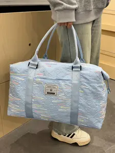 New Fashion Versatile Cute Casual Simple High-End Design Waterproof Colorful Lightweight Large Capacity Handbag Travel Duffle Bag Fashionable Duffel Bag