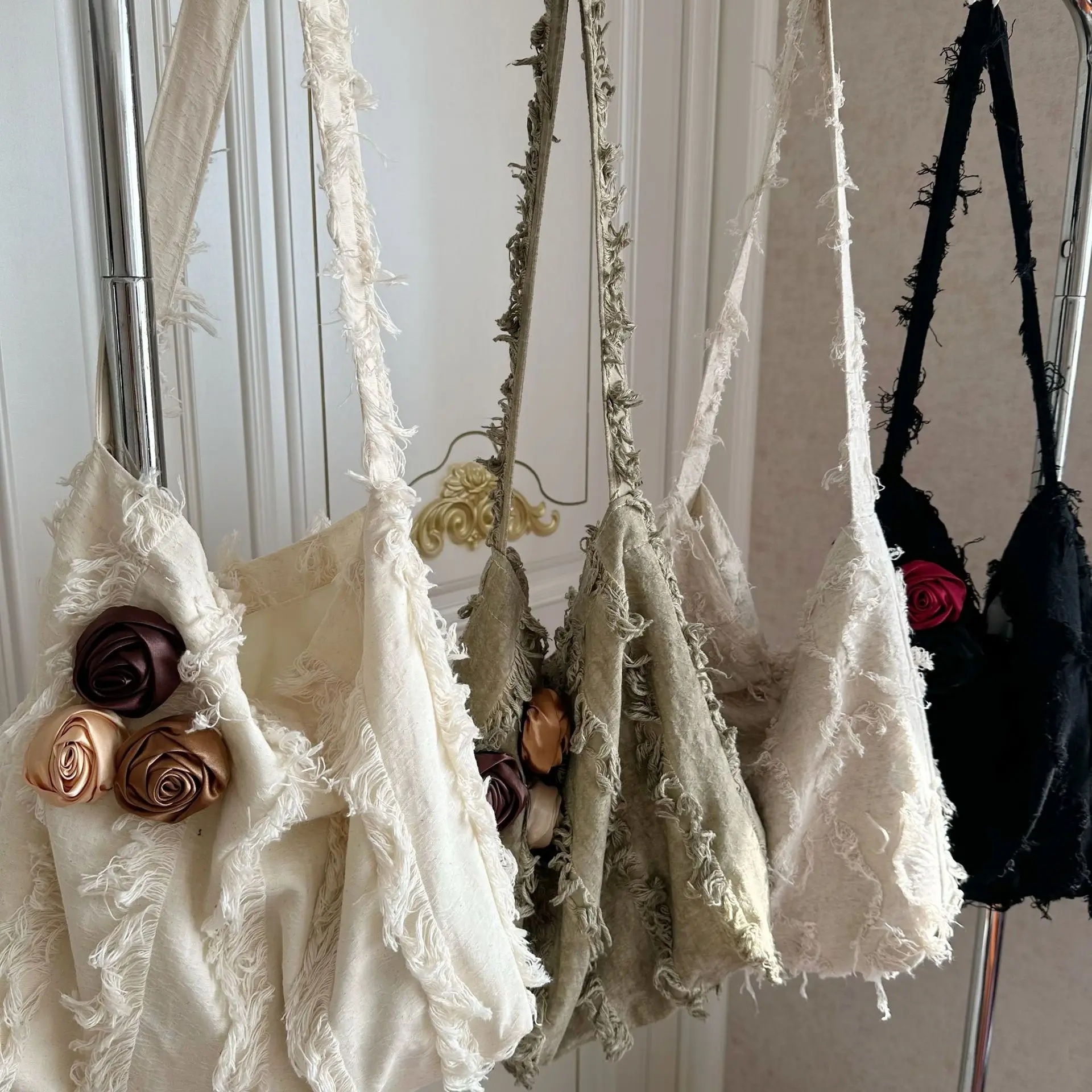Lace Series New Spring Summer Linen Jacquard Crossbody Bag with Rose Design Retro Ruffle Tassel Shoulder Bag Natural Color