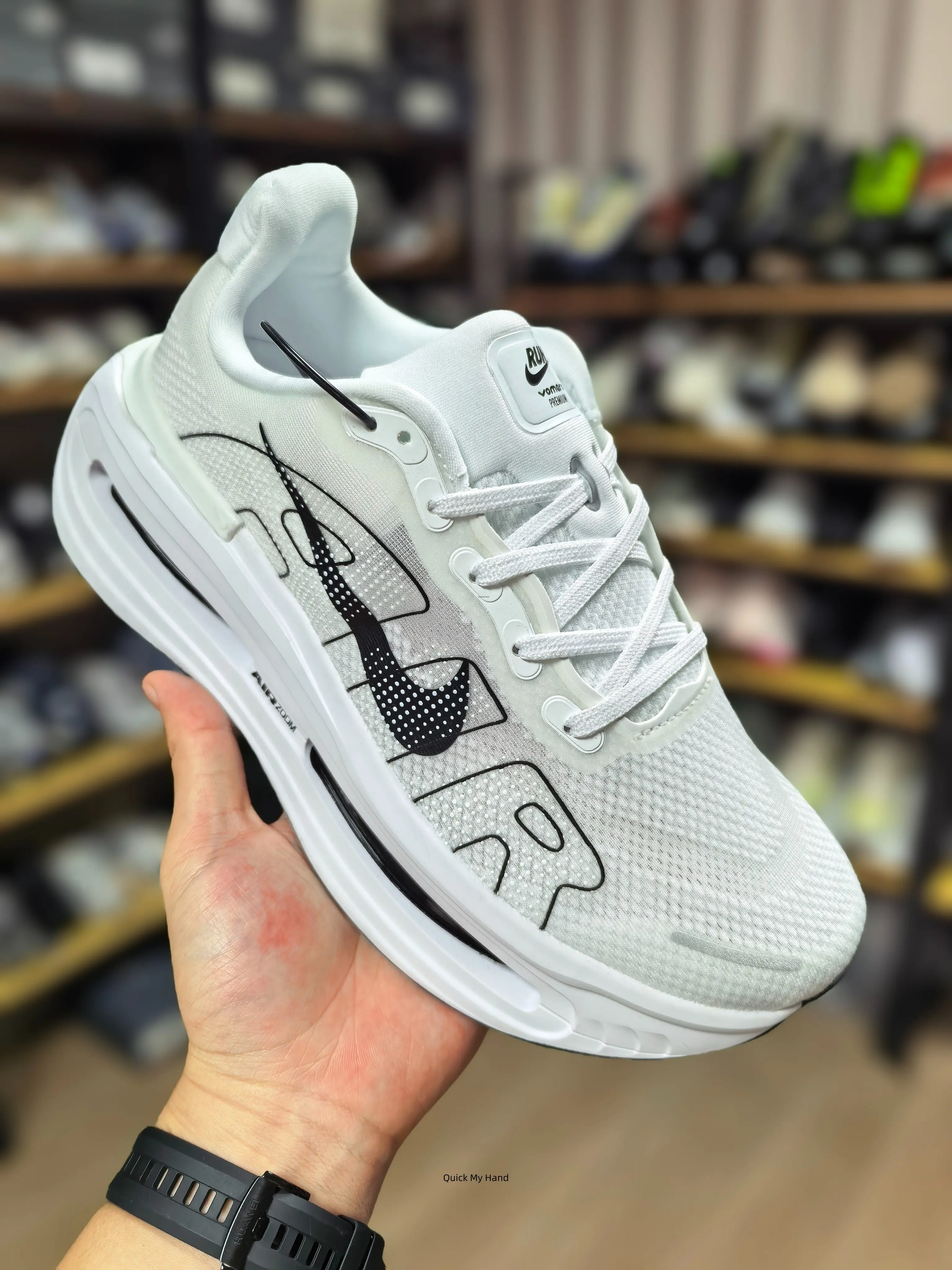 Clean Off‑White Breathable Mesh Athletic Sneakers With Black Outline Detailing, Soft Shock‑Absorbing Cushion Lace‑Up Trainers, Non‑Slip Sport Shoes For Workout Travel Walking Outdoor Daily Activities